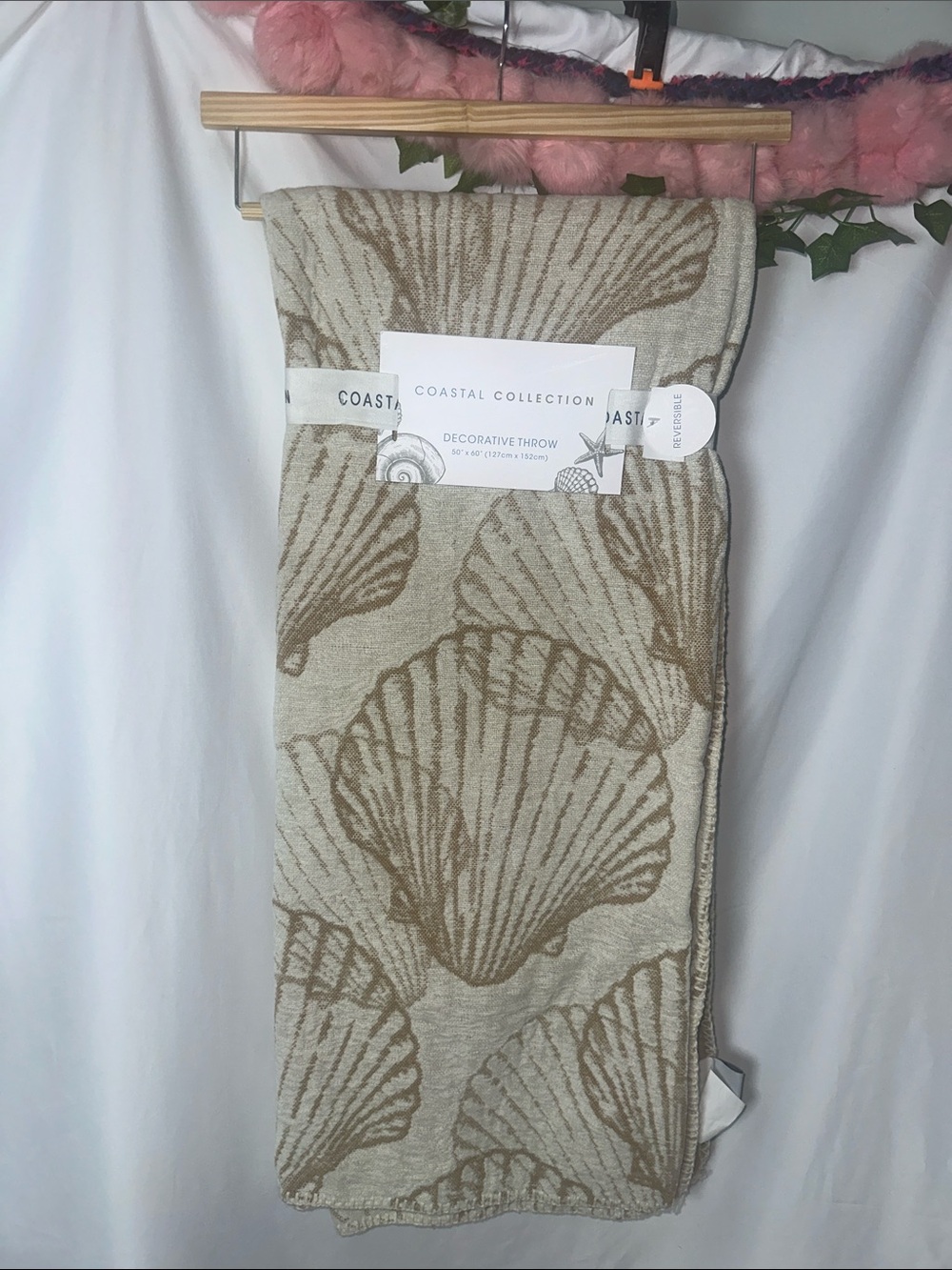 Coastal Collection Beige Shell Decorative Throw Blanket